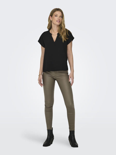 JDY Short Sleeve V-Neck Top in Black