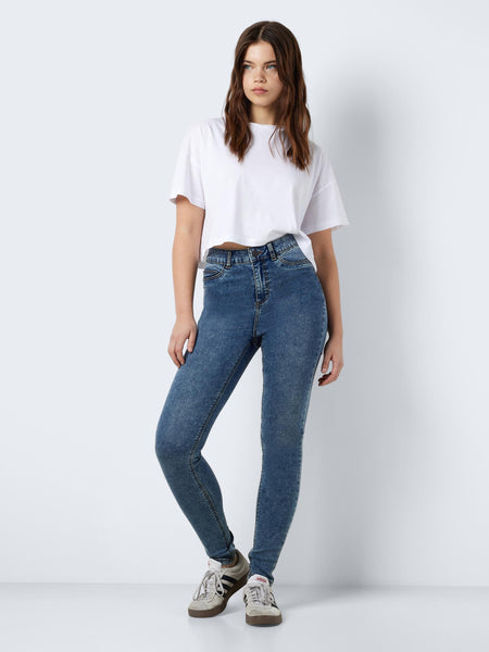 Noisy May NMCALLIE Skinny Fit Jeans in Medium Blue