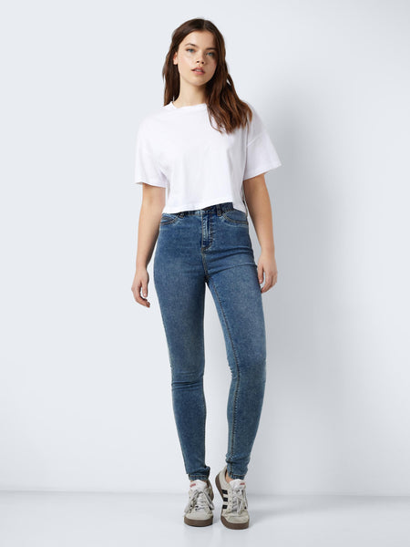 Noisy May NMCALLIE Skinny Fit Jeans in Medium Blue