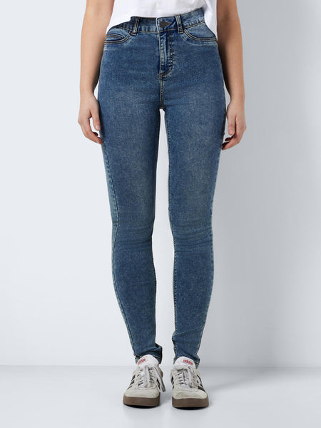 Noisy May NMCALLIE Skinny Fit Jeans in Medium Blue