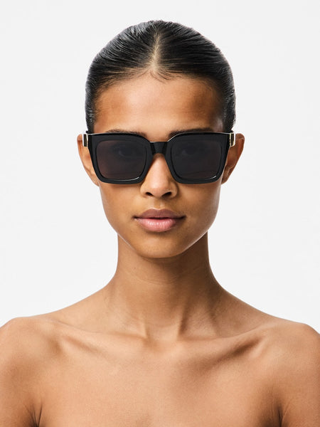 Pieces Square Framed Sunglasses in Black