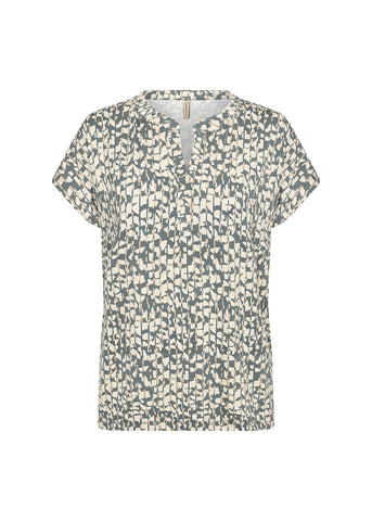 Soyaconcept Patterned Short Sleeve V-Neck Top in Grey