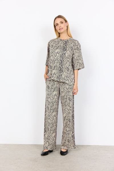 SOYACONCEPT Snake Print T-Shirt in Beige