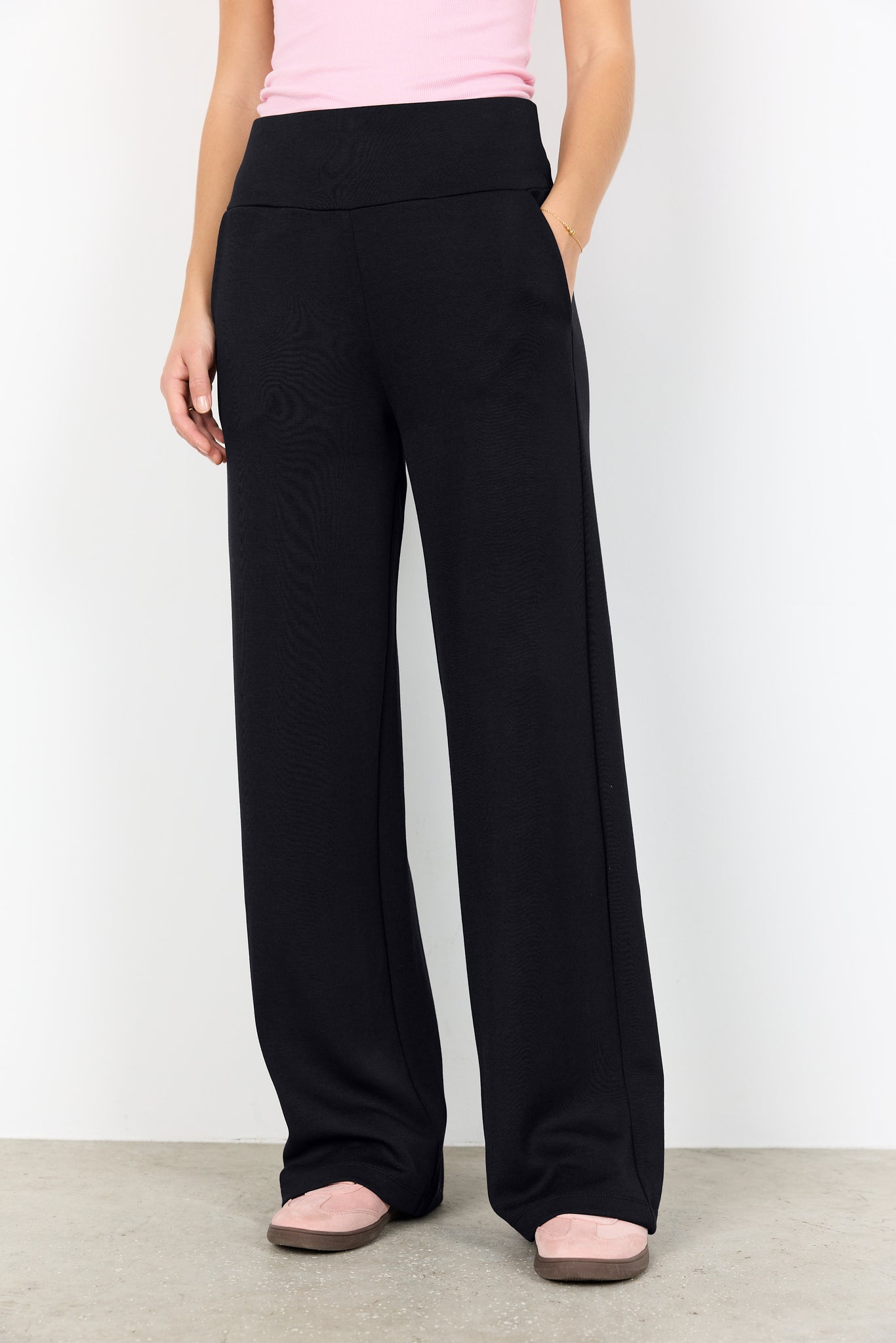 SOYACONCEPT High Waist Wide Leg Trousers in Black