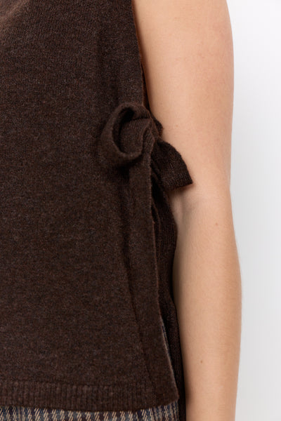 SOYACONCEPT Side Tie Knit Vest in Chocolate
