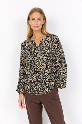 SOYACONCEPT Patterned V-Neck Blouse in Black