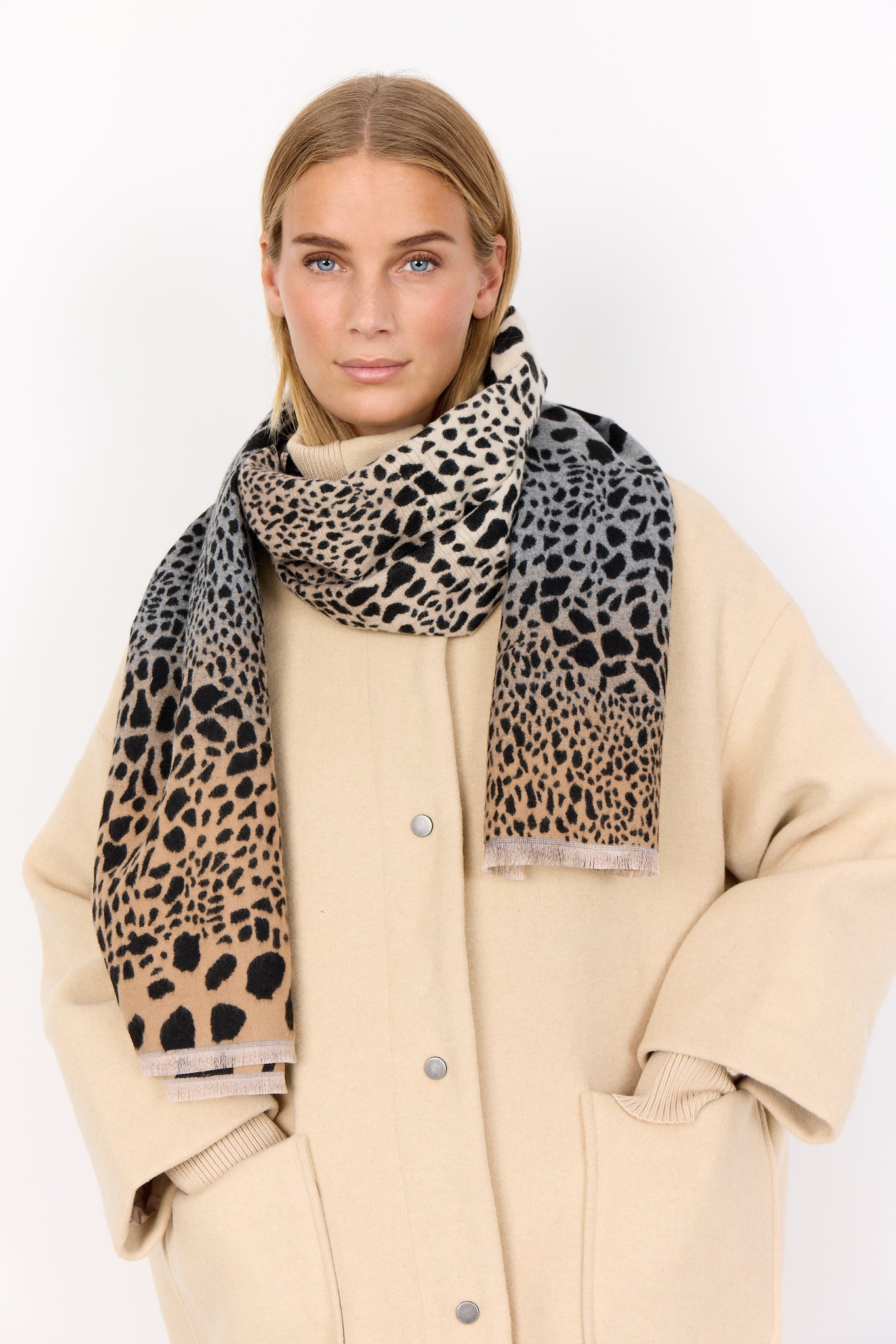 SOYACONCEPT Animal Print Scarf in Black