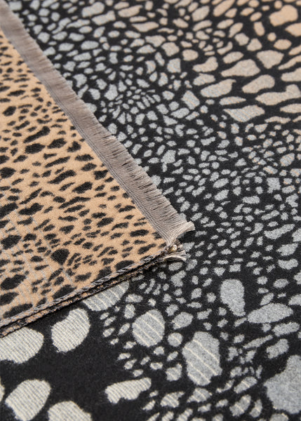 SOYACONCEPT Animal Print Scarf in Black