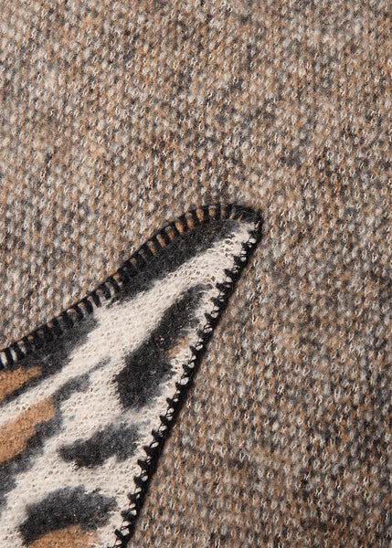 SOYACONCEPT Knitted Leopard Print Scarf in Beige