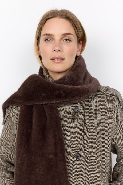SOYACONCEPT Faux Fur Scarf in Chocolate