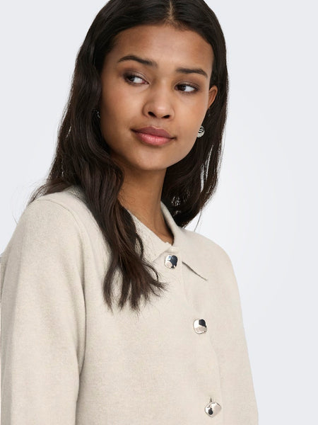 JDY Short Sleeve Button Collar Cardigan in Cream