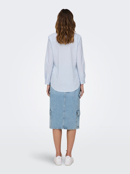 JDY Embroidered Teddy Shirt in Blue