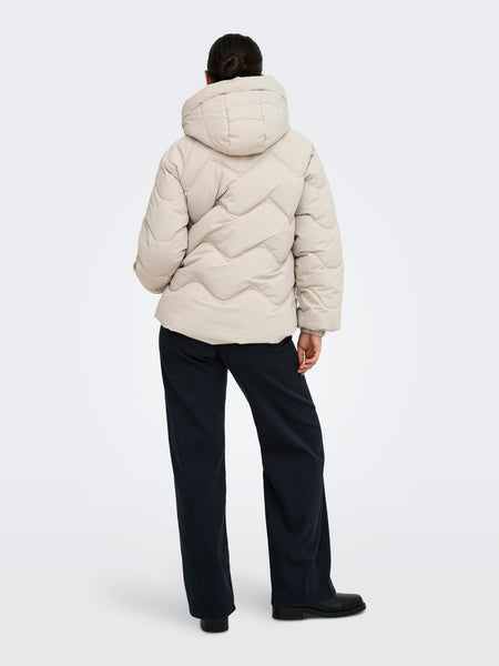 JDY Short Puffer Jacket with Hood in Cream