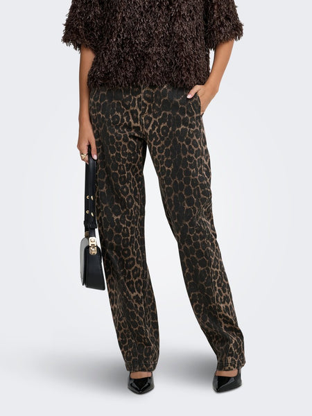 JDY Leopard Print Barrel Jeans in Brown