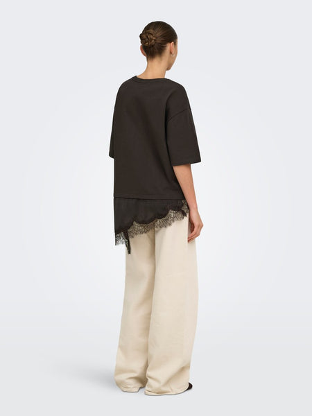 JDY Lace Trim T-Shirt in Chocolate