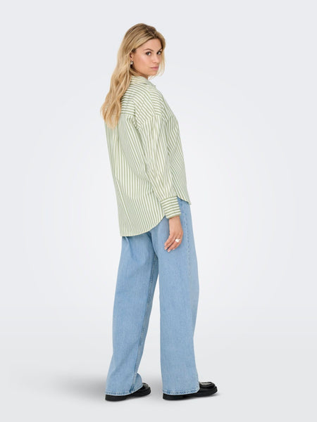 JDY Striped V-Neck Shirt in Green