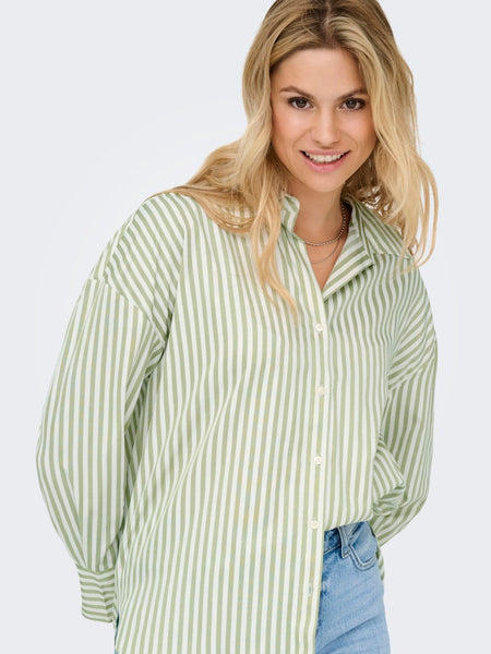 JDY Striped V-Neck Shirt in Green