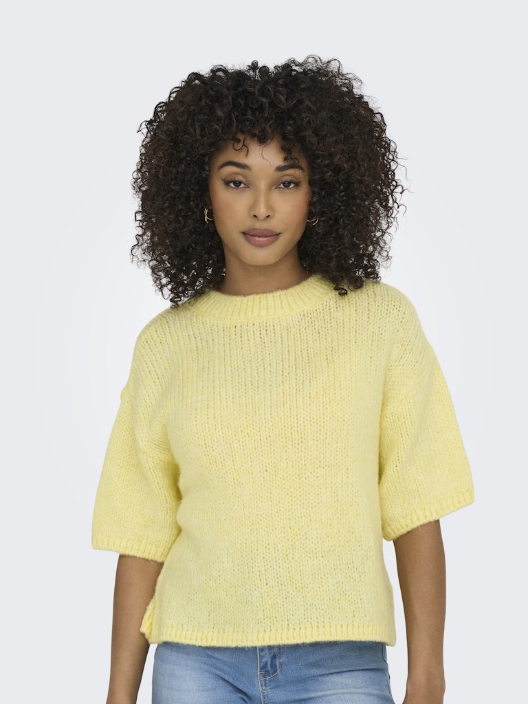 JDY Short Sleeve Knit Top in Yellow