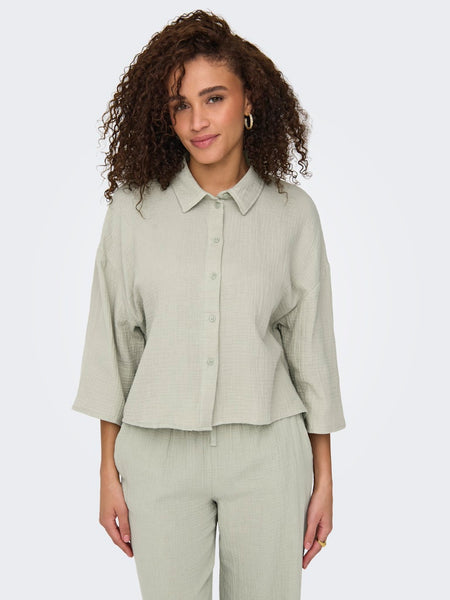 JDY Cropped 3/4 Sleeve Cheesecloth Shirt in Sage