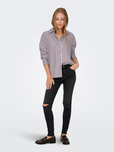 JDY Striped V-Neck Shirt in Burgundy
