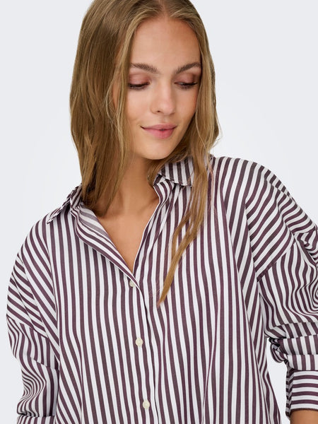 JDY Striped V-Neck Shirt in Burgundy