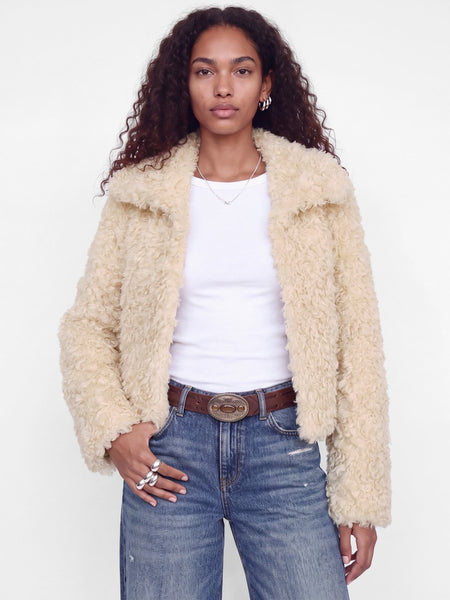 JJXX Short Fur Jacket in Cream