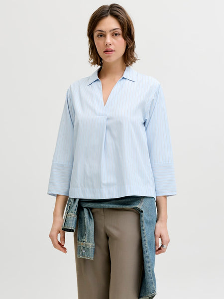 JJXX Striped 3/4 Sleeve Poplin Blouse in Blue