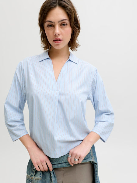 JJXX Striped 3/4 Sleeve Poplin Blouse in Blue