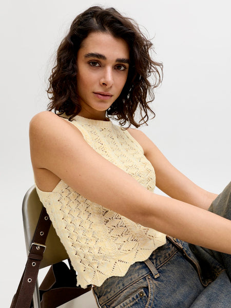 JJXX Scallop Edge Knit Vest in Yellow