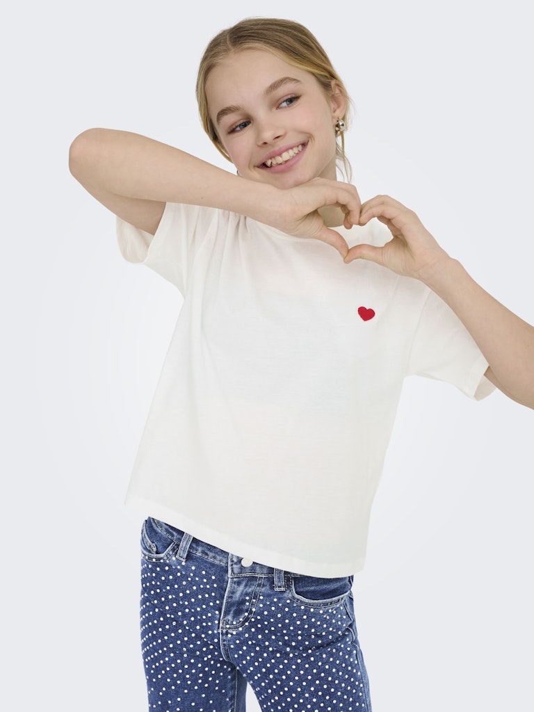 KIDS ONLY Embroidered Heart Detail T-Shirt in White
