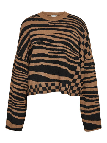 NOISY MAY Zebra Print O-Neck Knit Jumper in Brown