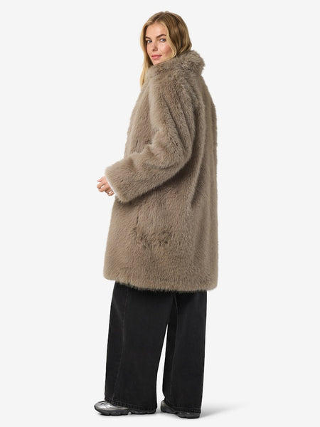 NOISY MAY Faux Fur Coat in Taupe
