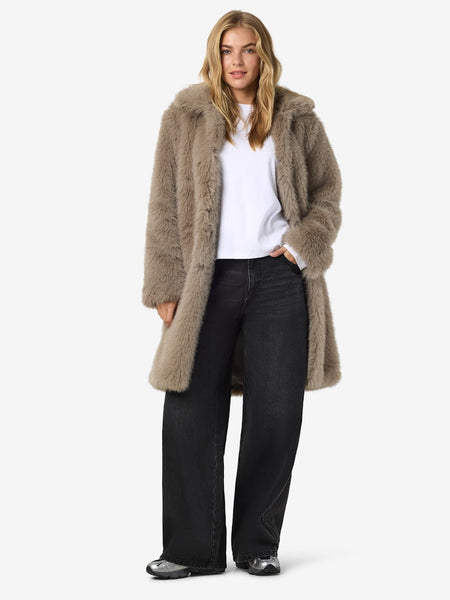 NOISY MAY Faux Fur Coat in Taupe