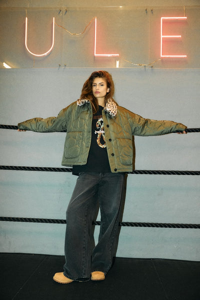 NOISY MAY Quilted Jacket With Leopard Detail in Green