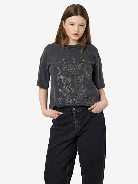 Noisy May "Wild At Heart" T-Shirt in Grey