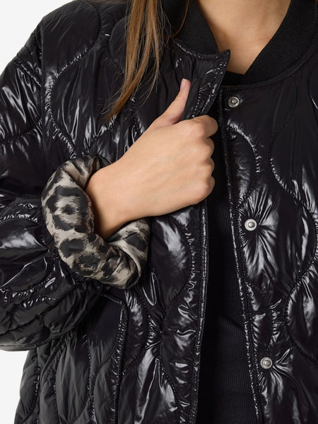 NOISY MAY Shiny Quilted Jacket in Black