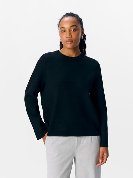 OBJECT Knitted O-Neck Jumper in Black