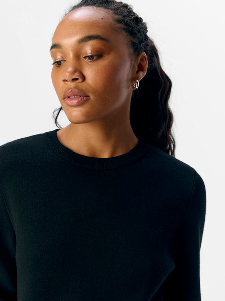 OBJECT Knitted O-Neck Jumper in Black