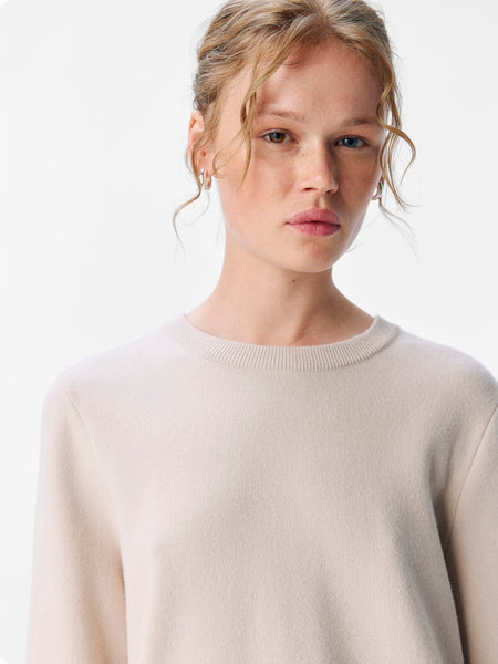 OBJECT Knitted O-Neck Jumper in Beige