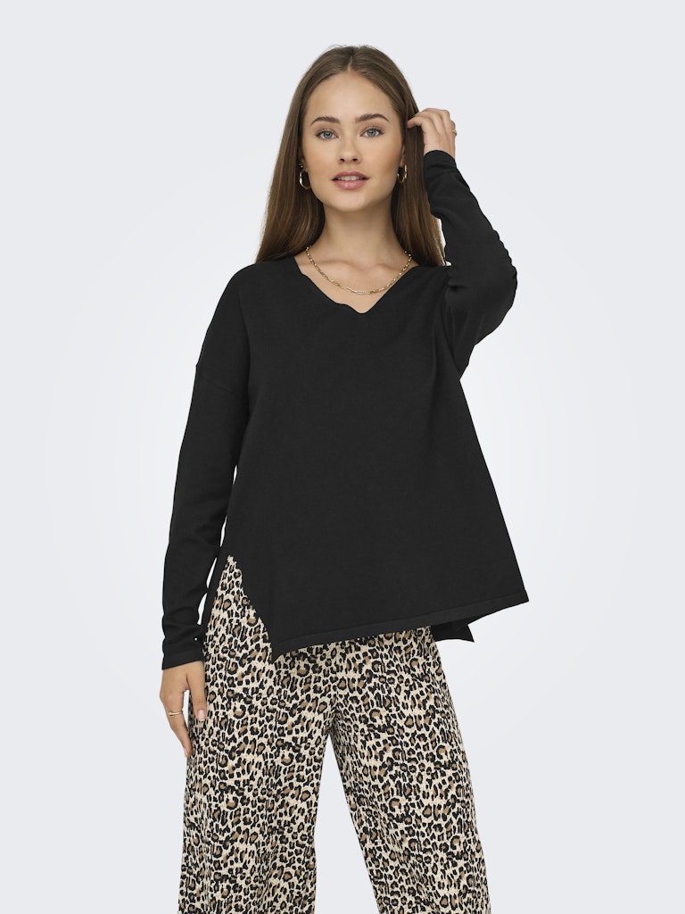 ONLY Oversized V-Neck Knit Top in Black