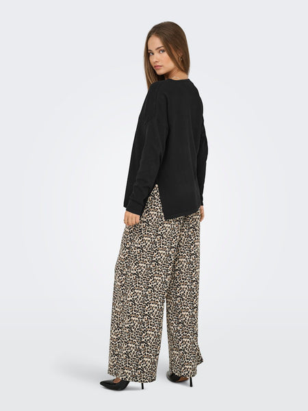 ONLY Oversized V-Neck Knit Top in Black
