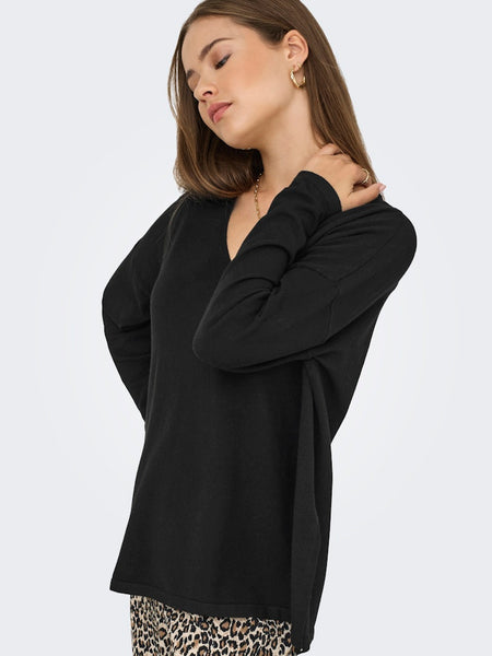 ONLY Oversized V-Neck Knit Top in Black
