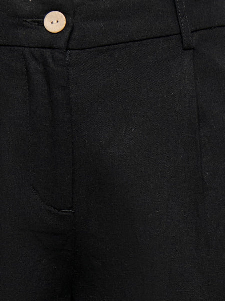 ONLY Linen Blend Bermuda Shorts in Black