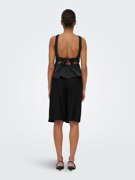 ONLY Linen Blend Bermuda Shorts in Black