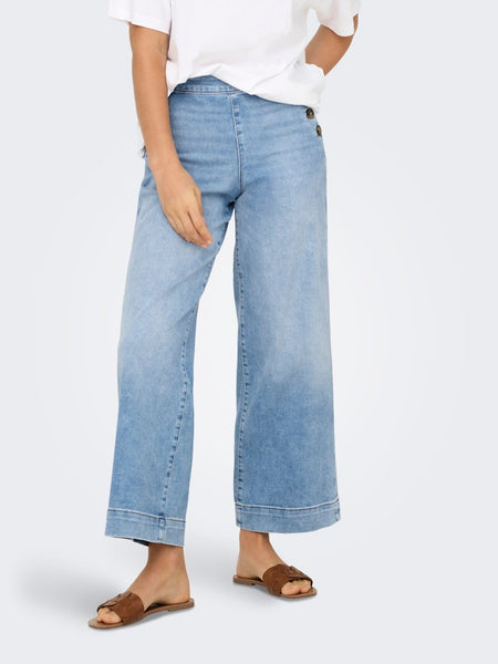 ONLY Cropped Wide Leg Button Detail Jeans in Light Blue