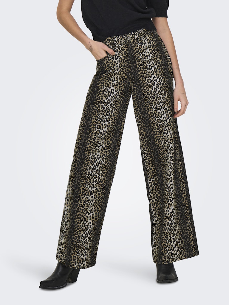 Only High Waisted Wide Leg Leopard Print Jeans in Black