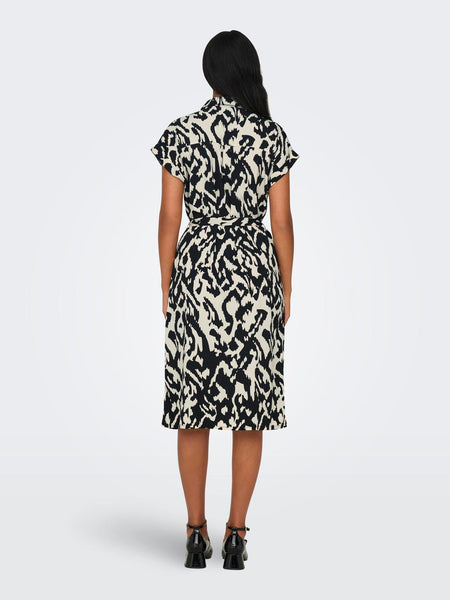 Only Patterned Short Sleeve Shirt Dress in Black