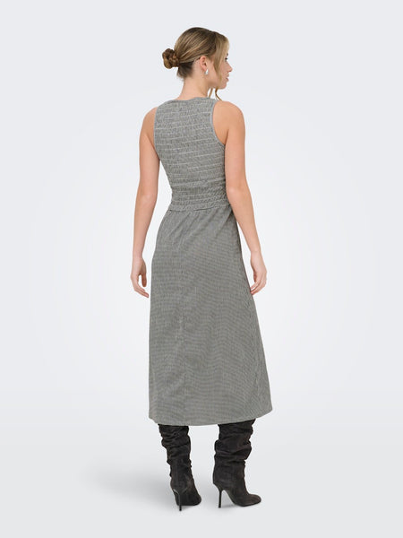 ONLY Checked Sleeveless Smock Midi Dress in Black