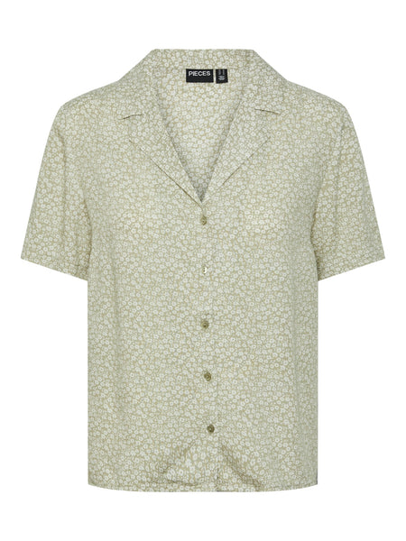 Pieces Short Sleeve Floral Shirt in Green