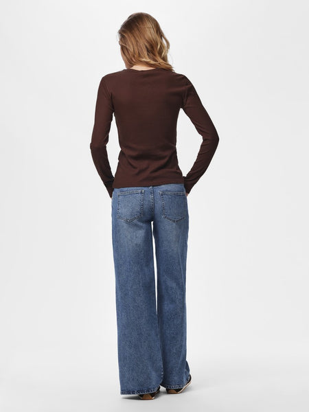 PIECES Long Sleeve Ribbed Top in Chocolate
